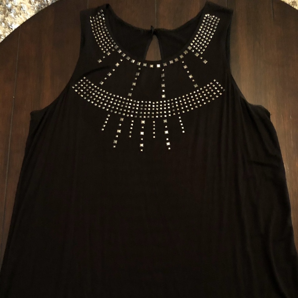 Women’s Black Studded Tank 😎😎